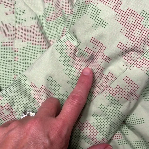 Burton Wanderlust Ski Snowboard Jacket Girls XL Lt. Green Geo Hooded Pink Parka - Picture 13 of 16